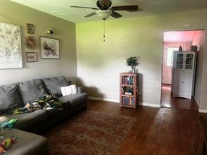 803 W Bells Boulevard - Photo 6