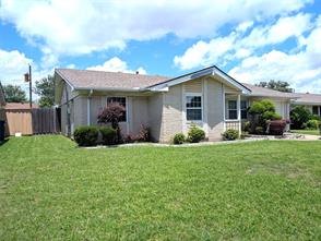 1305 Glenville Drive - Photo 1