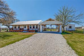 320 English Court - Photo 1