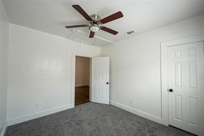 924 E Leuda Street - Photo 14