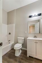 562 SW 1ST - Photo 8