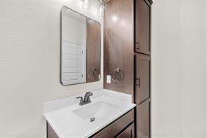 1301 Lone Pine Way - Photo 22