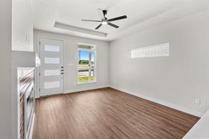 1301 Lone Pine Way - Photo 4