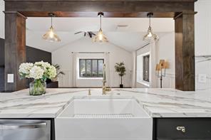 240 Timberlake Drive - Photo 2