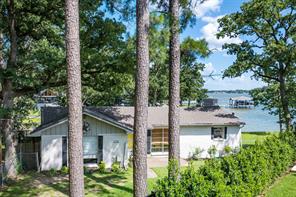 1725 Oak Shore Drive - Photo 1