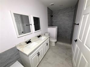 2502 W Lovers Lane - Photo 9