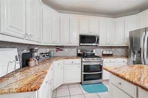 8660 Lariat Circle - Photo 14