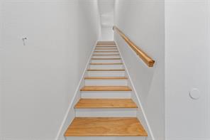 700 Hines Avenue - Photo 14
