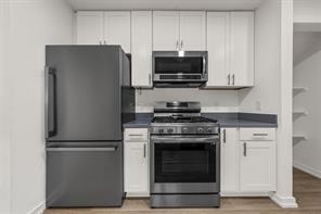 700 Hines Avenue - Photo 8