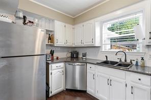 246 Mccarley Place - Photo 12