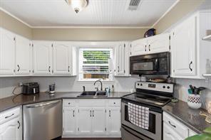 246 Mccarley Place - Photo 14
