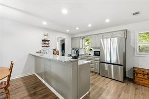 588 Pine Street - Photo 15