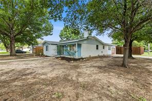 588 Pine Street - Photo 2
