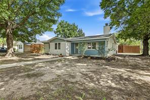 588 Pine Street - Photo 3