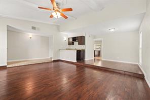 1205 Crestwood Court - Photo 10