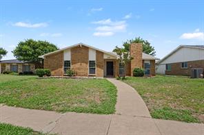1205 Crestwood Court - Photo 3