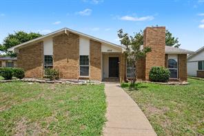 1205 Crestwood Court - Photo 4