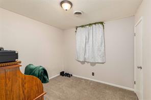 1604 Oakland Terrace - Photo 14