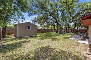 1604 Oakland Terrace - Photo 24