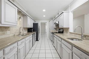 3703 Hulen Park Drive - Photo 17