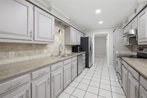 3703 Hulen Park Drive - Photo 18