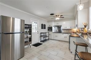 3704 Stadium Drive - Photo 3