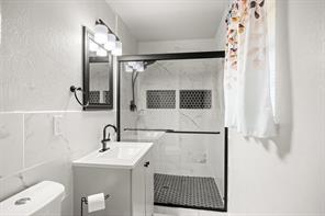 401 Langley Avenue - Photo 10