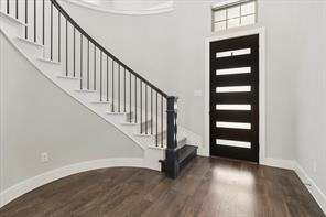 914 Paradise Lane - Photo 2