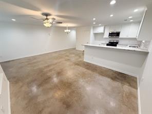 200 N Dallas Street - Photo 3
