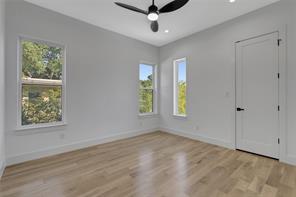 3720 Fairfax Avenue - Photo 13