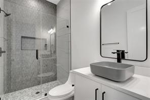 3720 Fairfax Avenue - Photo 8