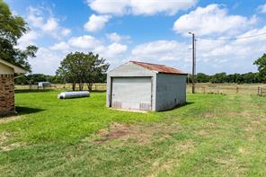32650 Fm 47 Highway - Photo 34