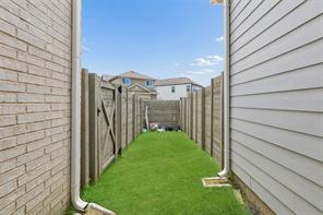 1047 Harmony Trail - Photo 35