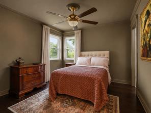 1289 S Waco Street - Photo 11