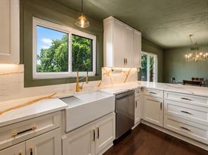 1289 S Waco Street - Photo 28