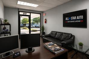 1100 Summit Avenue - Photo 10