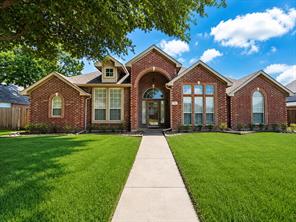 522 Shannon Drive - Photo 1