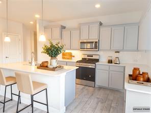 302 Clayton Street - Photo 4