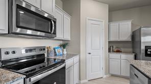 10220 CHERRYTREE Lane - Photo 5