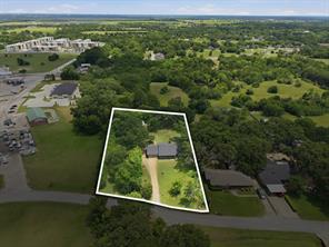 316 Shadywood Lane - Photo 1