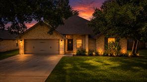 4016 Cherokee Court - Photo 1