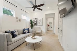 410 N Pecan Street - Photo 16
