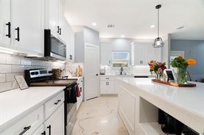 725 Daniel Street - Photo 11