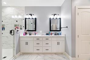 725 Daniel Street - Photo 14