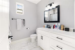 725 Daniel Street - Photo 17