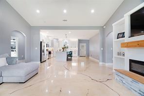 725 Daniel Street - Photo 5