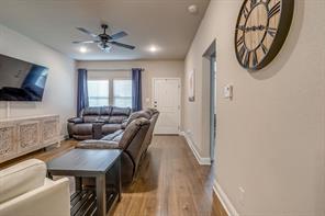464 Pine Street - Photo 4