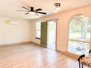 1402 Avenue A - Photo 12