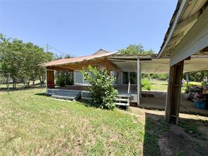 1402 Avenue A - Photo 30