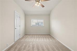 1041 Crystal Lake Drive - Photo 15